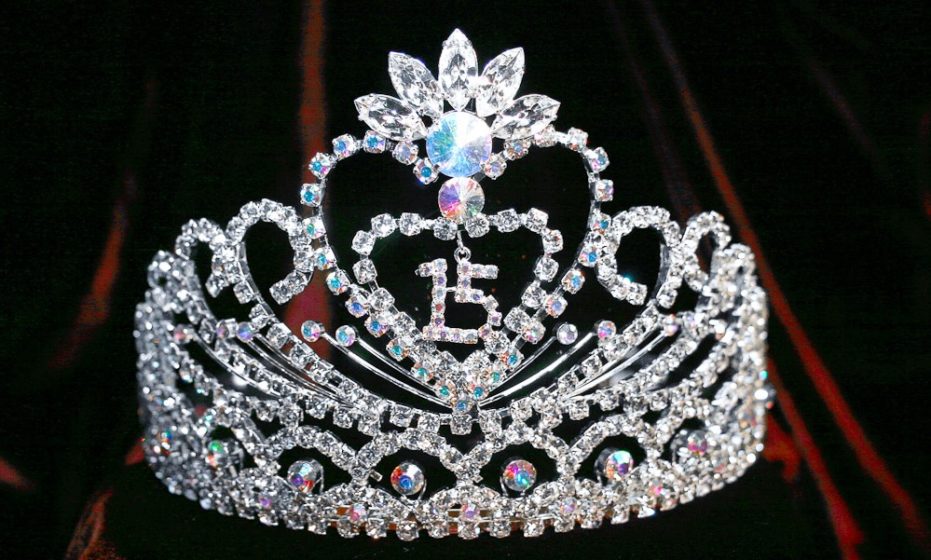 6 Best Quinceanera Crowns - Quinceanera Tiaras