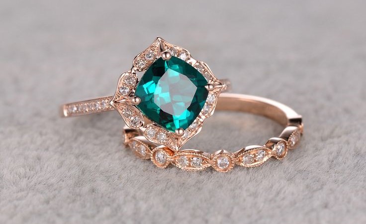 8 Best Colored Engagement Rings